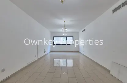 Apartment - 3 Bedrooms - 2 Bathrooms for rent in Emerald Mankhool 1 - Mankhool - Bur Dubai - Dubai