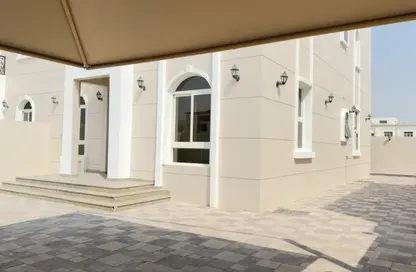 Villa - 4 Bedrooms - 6 Bathrooms for rent in Al Hooshi Villas - Hoshi - Al Badie - Sharjah