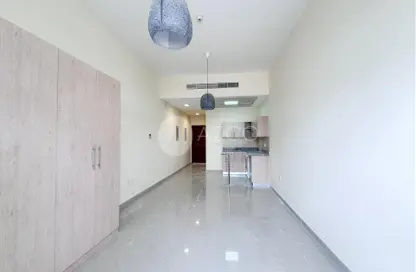 Apartment - 1 Bathroom for rent in Madison Columbus - Majan - Dubai