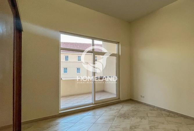 14967001 - Property Image 2