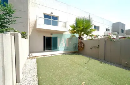 Apartment - 2 Bedrooms - 3 Bathrooms for rent in Contemporary Style - Al Reef Villas - Al Reef - Abu Dhabi