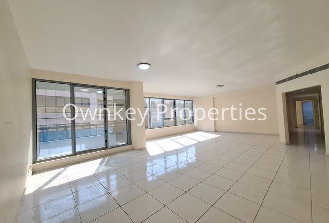 15566480 - Property Main Image
