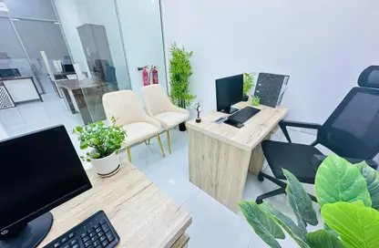 Office Space - Studio - 1 Bathroom for rent in Red Avenue - Al Garhoud - Dubai