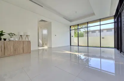 Villa - 3 Bedrooms - 4 Bathrooms for rent in Richmond - DAMAC Hills - Dubai