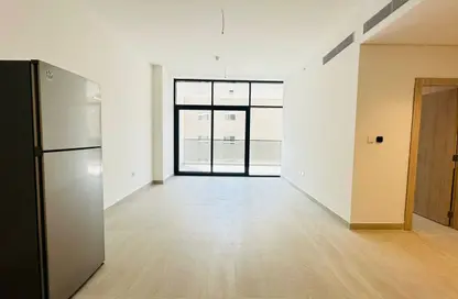 Apartment - 3 Bedrooms - 5 Bathrooms for rent in Pearls by Vision - Dubai Silicon Oasis - Dubai