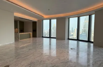 Apartment - 4 Bedrooms - 5 Bathrooms for rent in IL Primo - Opera District - Downtown Dubai - Dubai