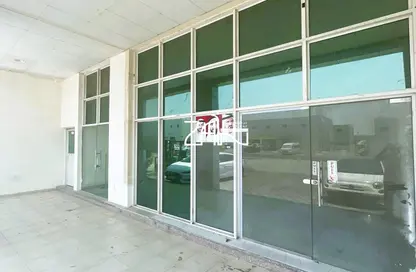 Shop - Studio for rent in Mussafah Industrial Area - Mussafah - Abu Dhabi