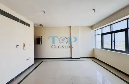 Apartment - 2 Bedrooms - 2 Bathrooms for rent in Hai Al Humaira - Central District - Al Ain