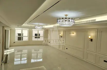 فيلا - 5 غرف نوم - 7 حمامات للايجار في المشرف - أبوظبي