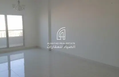 شقة - 2 غرف نوم - 2 حمامات للايجار في برج الياسمين - المجاز 2 - المجاز - الشارقة