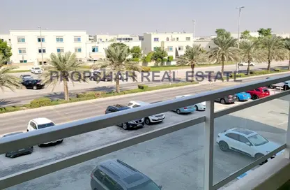 Apartment - 2 Bedrooms - 2 Bathrooms for rent in Tower 5 - Al Reef Downtown - Al Reef - Abu Dhabi