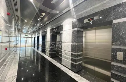 مكتب - استوديو - 2 حمامات للايجار في مركز أبوظبي الوطني للمعارض - شارع الخليج العربي - البطين - أبوظبي