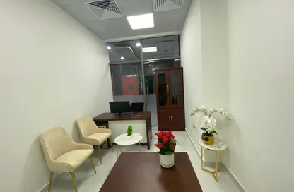 Office Space - Studio - 1 Bathroom for rent in Red Avenue - Al Garhoud - Dubai