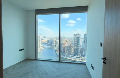 شقة - غرفة نوم - 1 حمام للبيع في بنينسولا ثري - بنينسولا - الخليج التجاري - دبي