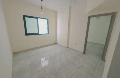 شقة - غرفة نوم - 1 حمام للايجار في بناية البطينة 9 - البطينة - الشارقة