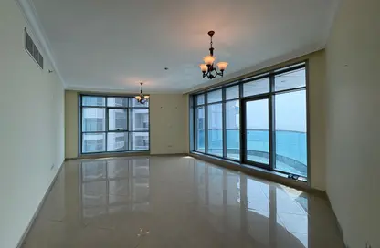 شقة - 2 غرف نوم - 2 حمامات للبيع في مساكن كورنيش عجمان - طريق كورنيش عجمان - عجمان