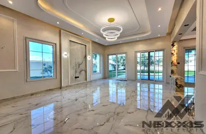 Villa - 2 Bedrooms - 4 Bathrooms for rent in District 16 - Jumeirah Village Circle - Dubai