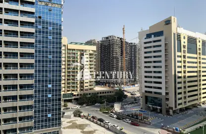 Apartment - 2 Bedrooms - 3 Bathrooms for sale in Zenith A1 Tower - Zenith Towers - Dubai Sports City - Dubai