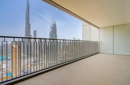 Apartment - 3 Bedrooms - 4 Bathrooms for sale in Downtown Views II Tower 1 - Downtown Views II - Zabeel 2 - Zabeel - Dubai