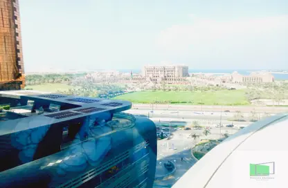 Apartment - 2 Bedrooms - 3 Bathrooms for rent in Etihad Tower 2 - Etihad Towers - Corniche Road - Abu Dhabi