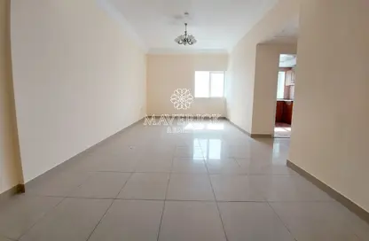 Empty Room image for: Apartment - 2 Bedrooms - 2 Bathrooms for rent in New Al Taawun Road - Al Taawun - Sharjah, Image 1