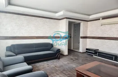 Living Room image for: Office Space - Studio - 1 Bathroom for rent in Baniyas East - Baniyas - Abu Dhabi, Image 1