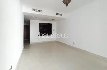 Apartment - 1 Bedroom - 1 Bathroom for sale in Yansoon 8 - Yansoon - Old Town - Dubai