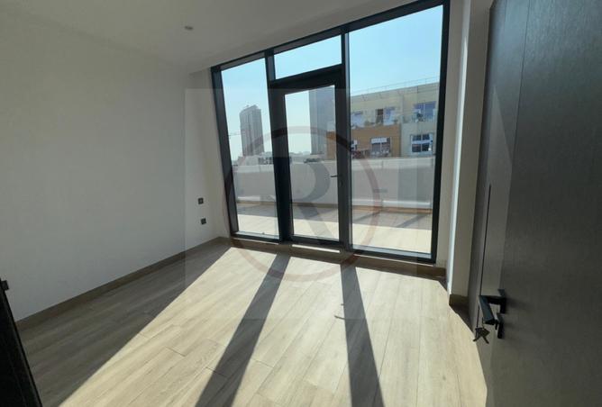 16081961 - صورة العقار 3