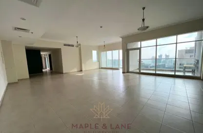 Apartment - 3 Bedrooms - 4 Bathrooms for rent in Burj Al Nujoom - Downtown Dubai - Dubai