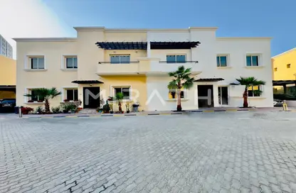 مجمع سكني - 5 غرف نوم - 6 حمامات للايجار في فلل البرشاء 1 - البرشاء 1 - البرشاء - دبي