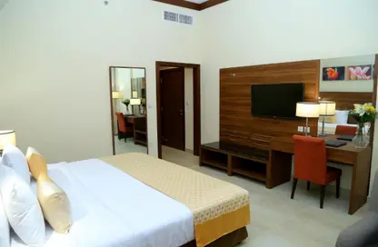 Apartment - Studio - 1 Bathroom for rent in Golden Building - Baniyas Road - Deira - Dubai
