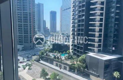 Office Space - Studio - 1 Bathroom for rent in The Binary Tower - Business Bay - Dubai