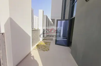 Apartment - 1 Bedroom - 1 Bathroom for rent in The Link - East Village - Aljada - Sharjah