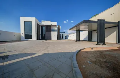 فيلا - 5 غرف نوم - 7 حمامات للايجار في مدينة الرياض - أبوظبي فيلا - 5 غرف نوم - 7 حمامات للايجار في مدينة الرياض - أبوظبي