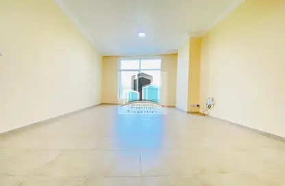 Apartment - 2 Bedrooms - 4 Bathrooms for rent in Al Jazeera Towers - Hamdan Street - Abu Dhabi