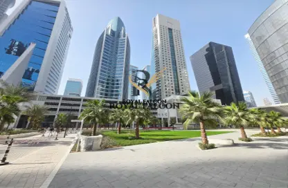 Office Space - Studio - 1 Bathroom for rent in The Regal Tower - Business Bay - Dubai