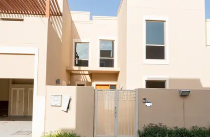 Apartment - 4 Bedrooms - 4 Bathrooms for rent in Qattouf Community - Al Raha Gardens - Abu Dhabi