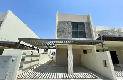 Townhouse - 3 Bedrooms - 5 Bathrooms for rent in Zinnia - The Roots DAMAC Hills 2 - Damac Hills 2 - Dubai