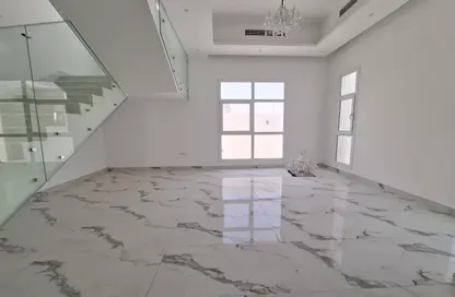 Villa - 5 Bedrooms - 7 Bathrooms for rent in Al Hooshi Villas - Hoshi - Al Badie - Sharjah