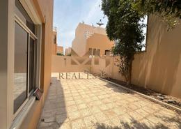 فيلا - 5 غرف نوم - 7 حمامات للكراء في مجمع الإمارات - منطقة المرور - أبوظبي