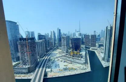 شقة - 2 غرف نوم - 3 حمامات للبيع في برج تشرشل السكني - أبراج تشرشل - الخليج التجاري - دبي