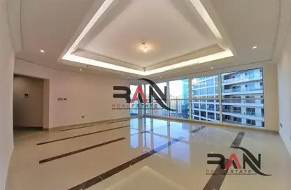 شقة - 3 غرف نوم - 4 حمامات للايجار في برج لاند مارك - شارع الكورنيش - أبوظبي