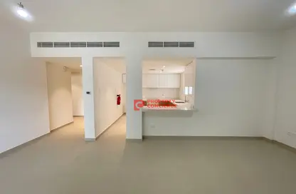 Apartment - 1 Bedroom - 1 Bathroom for rent in The Gardens Buildings - The Gardens - Dubai