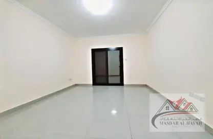 Apartment - 1 Bedroom - 2 Bathrooms for rent in Muwaileh 29 Building - Muwaileh - Sharjah