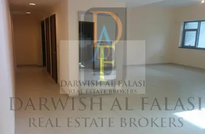 شقة - غرفة نوم - 2 حمامات للبيع في F برج - الأبراج الإدارية - الخليج التجاري - دبي