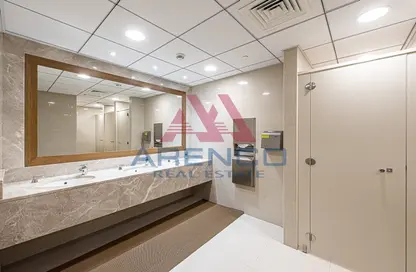 Bathroom image for: Apartment - 1 Bedroom - 2 Bathrooms for rent in Golden Sands 14 - Mankhool - Bur Dubai - Dubai, Image 1