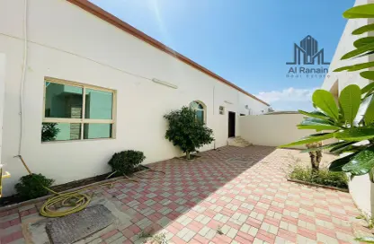 Villa - 2 Bedrooms - 2 Bathrooms for rent in Al Zaafaran - Al Khabisi - Al Ain