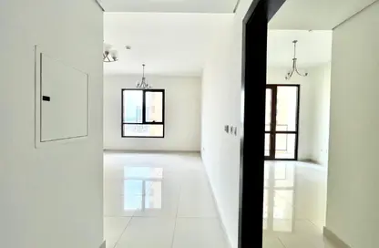 Apartment - 1 Bedroom - 2 Bathrooms for rent in Ayedh Tower - Al Jaddaf - Dubai Apartment - 1 Bedroom - 2 Bathrooms for rent in Ayedh Tower - Al Jaddaf - Dubai