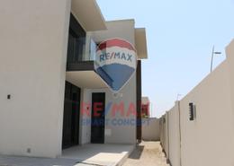 Villa - 4 bedrooms - 5 bathrooms for rent in West Yas - Yas Island - Abu Dhabi