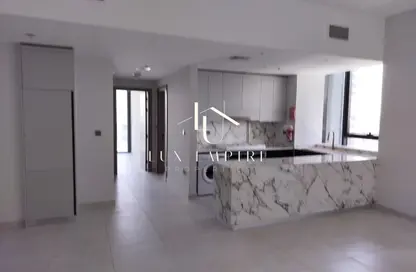 Apartment - 2 Bedrooms - 3 Bathrooms for rent in Amal Tower - Dubai Sports City - Dubai